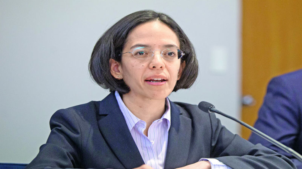 Quién es Alejandrina Salcedo, la nueva economista en jefe del Banco de México