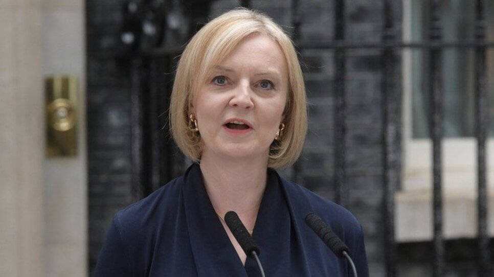 Liz Truss renuncia como primera ministra de Reino Unido