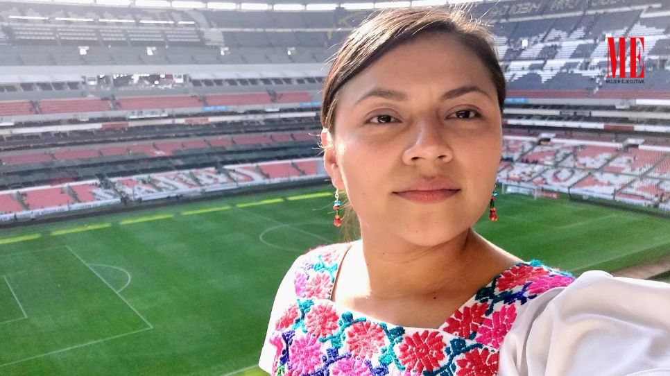 Lin Pavón, la locutora que narra en náhuatl los partidos de México desde Qatar