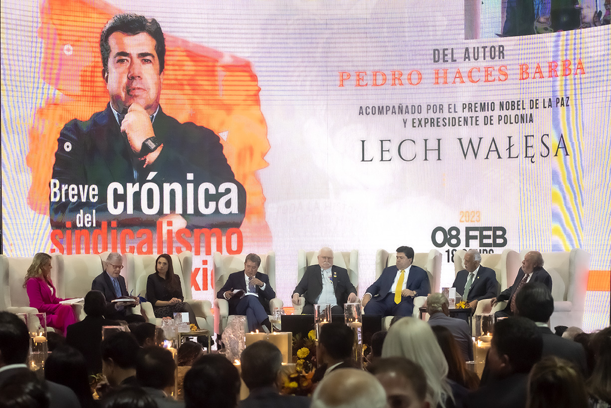 Pedro Haces presenta Breve crónica del sindicalismo en México