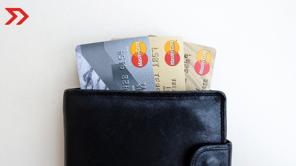 5 comisiones de las tarjetas de crédito que debes conocer antes de contratarlas