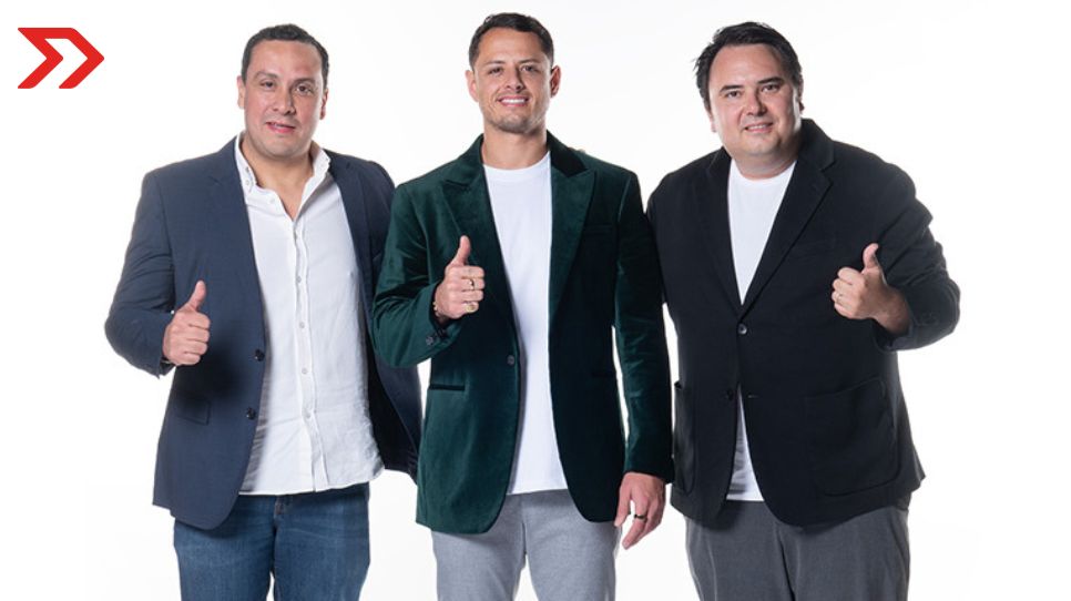 “Chicharito” Hernández ‘mete gol’ a los negocios; invierte en 100 Ladrillos