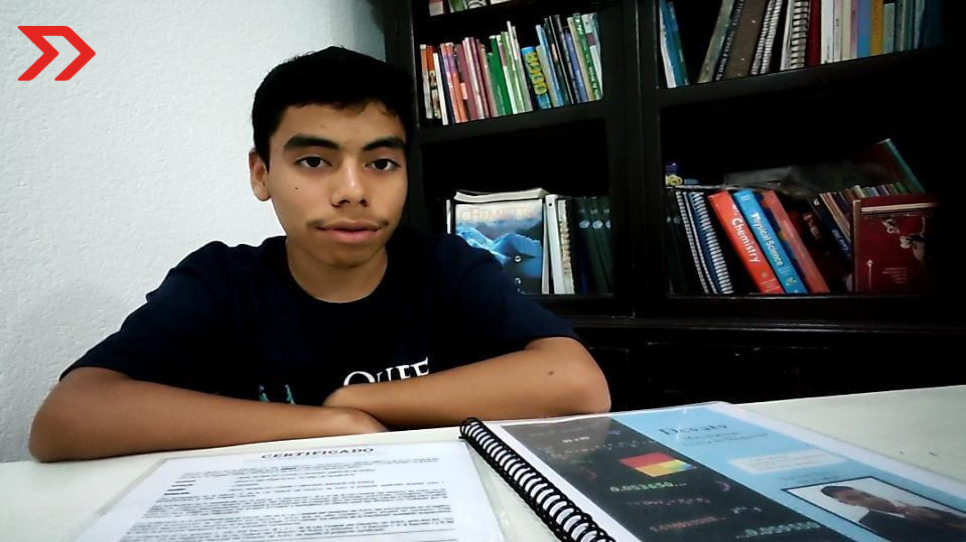 Charly Giovany, el niño genio tabasqueño que escribió un libro de matemáticas
