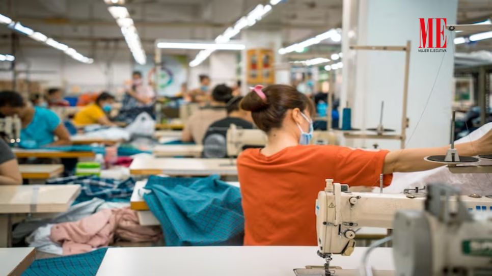 Mujeres ocupan más del 60% de los empleos textiles en empresas exportadoras