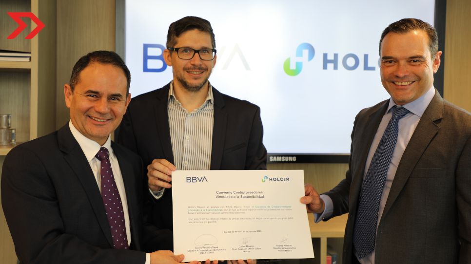 BBVA México y Holcim México firman convenio de 2,300 mdp para sostenibilidad