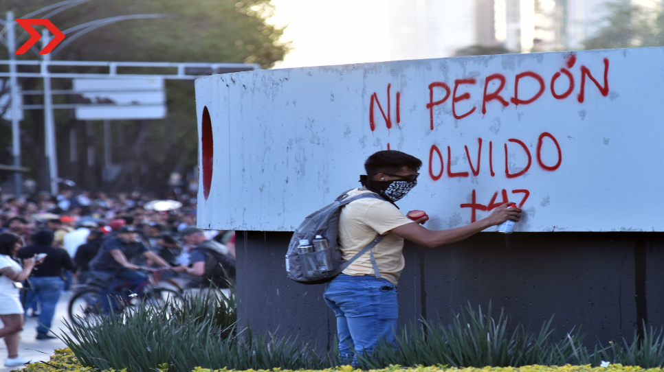 <strong>Caso Ayotzinapa: ¿Quién desacredita a quién?</strong>