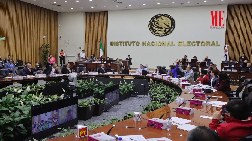 INE aprueba procedimiento para garantizar la paridad de género en gubernaturas