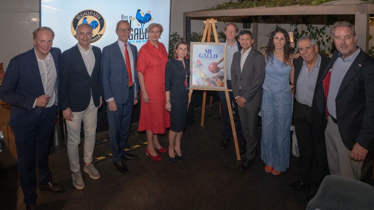 FrieslandCampina lanza Libro de Recetas de El Gallo Azul