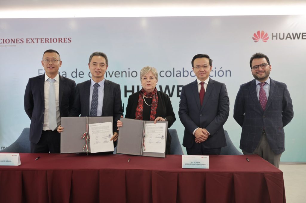 La SRE y Huawei México firman convenio para empoderar a empresarias y promover la inclusión digital 0