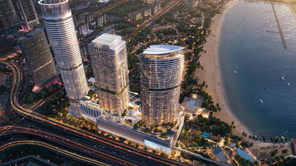 Miembro de Dubai Holding, Nakheel posee renombre mundial por la transformación que ha logrado del paisaje urbano de Dubái.