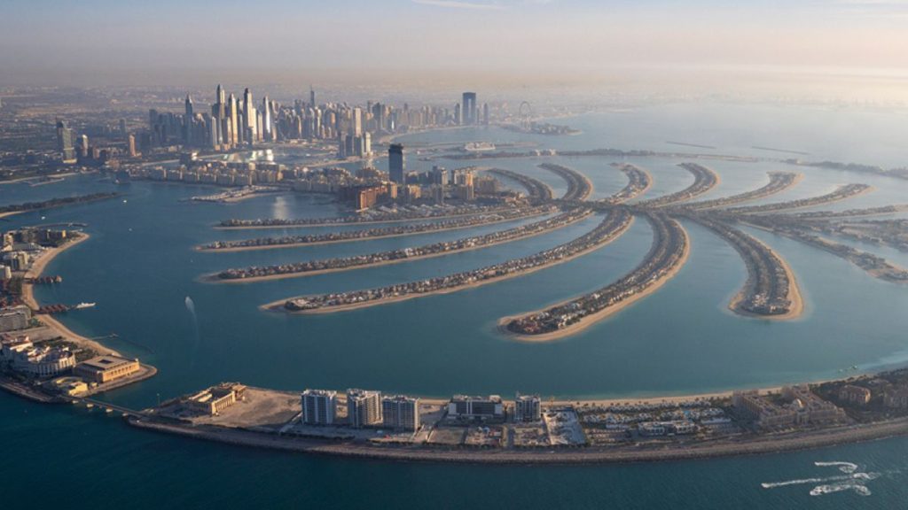 Miembro de Dubai Holding, Nakheel posee renombre mundial por la transformación que ha logrado del paisaje urbano de Dubái.