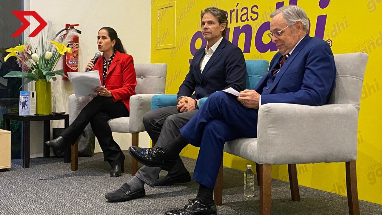 Andrés Pérez presenta su libro “Conquista tu propia montaña”