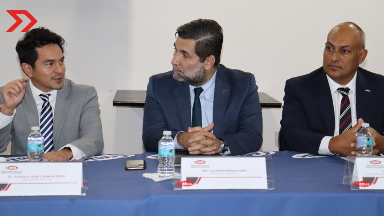 CMIC y Rotamundos firman convenio de colaboración