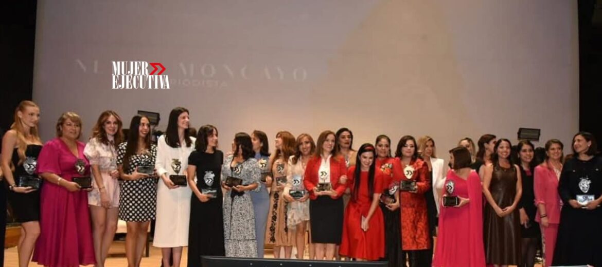 Cumbre 200 Mujeres más Importantes
