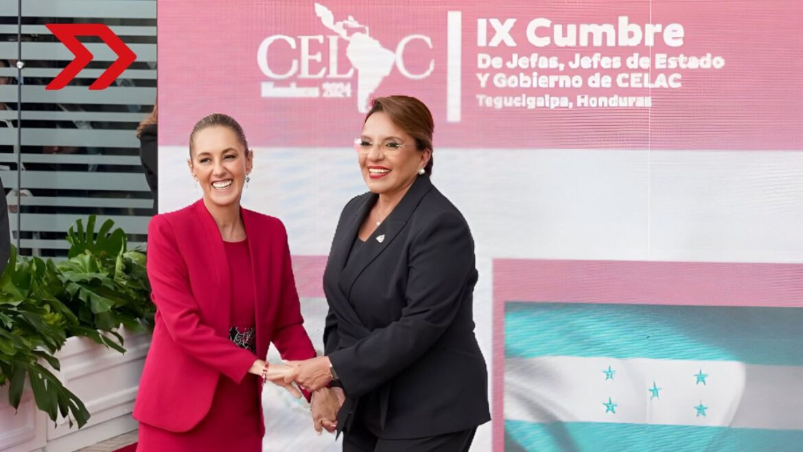 En el CELAC, Sheinbaum cuestionó las sanciones de Estados Unidos, proponiendo cooperación para un desarrollo económico sostenible..
