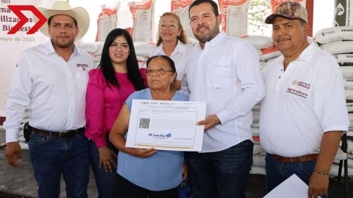 SADER entrega fertilizantes gratuitos beneficiando a más de 52 mil productores y cubriendo 89 mil hectáreas de cultivos estratégicos.