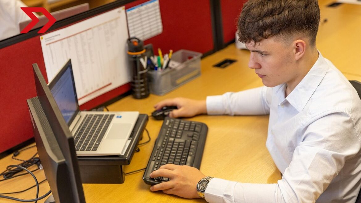 El 85% de las empresas mexicanas considera que la reducción de la jornada laboral a 40 horas representa un riesgo operativo.