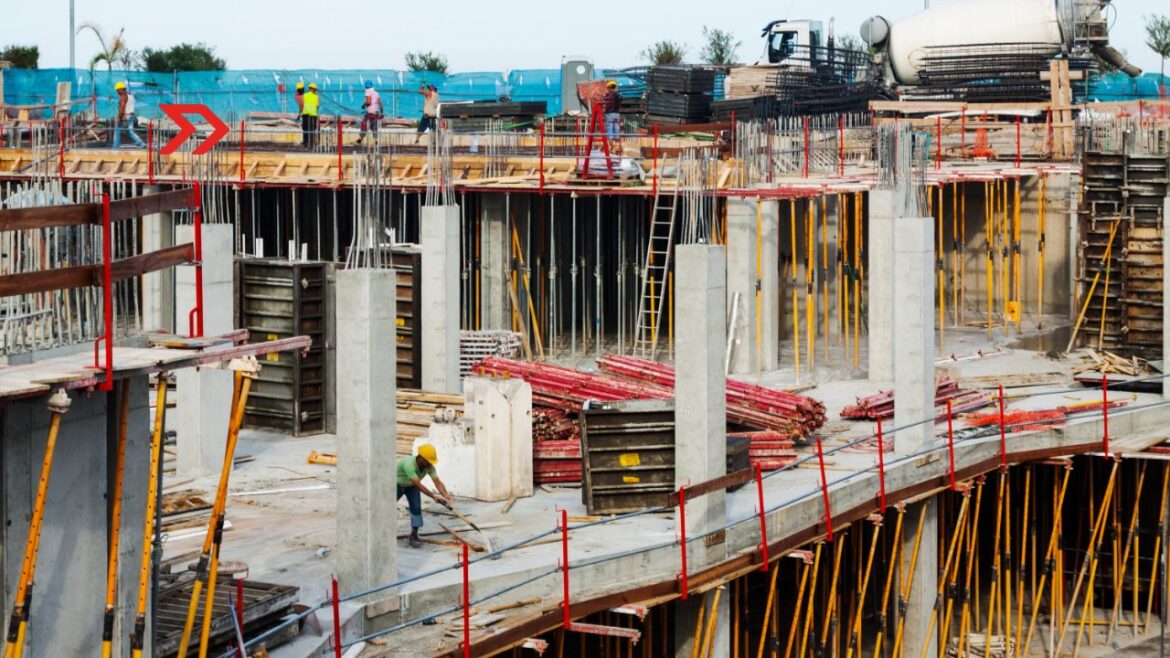 Producción de empresas constructoras aumentó 0.1% en junio de 2026